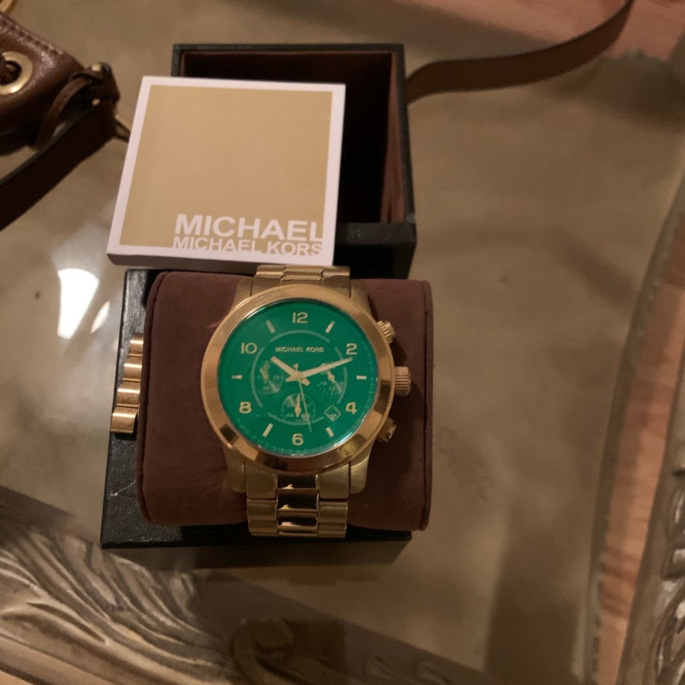 MK watch